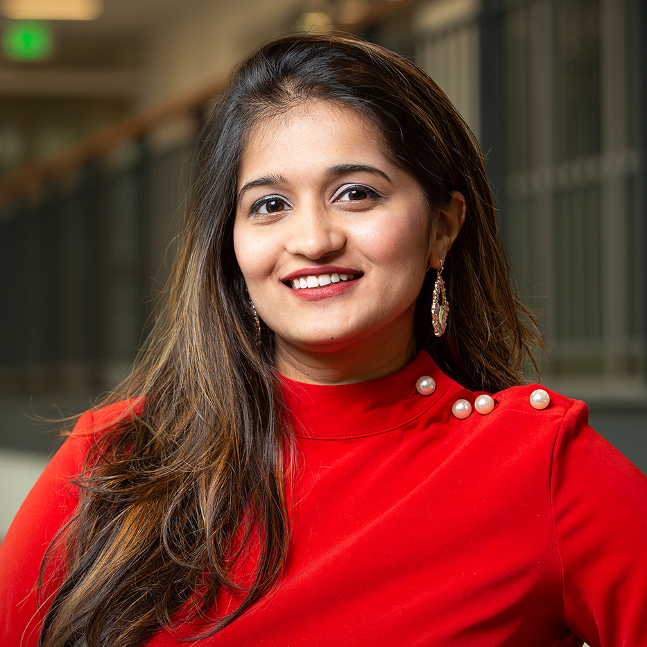 UNH Alumn Sriyaa Shah