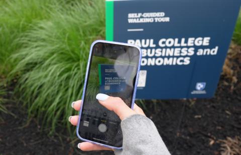 Walking tour at UNH