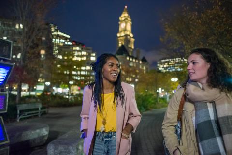 UNH students walking in Boston