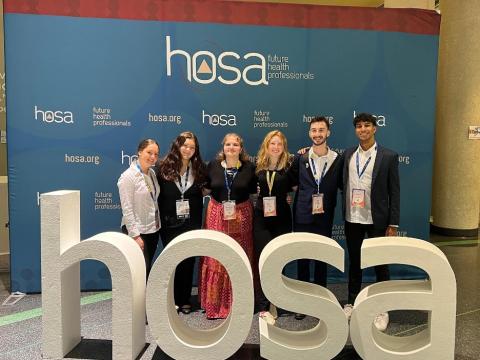 UNH students at HOSA