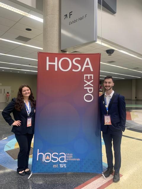 UNH students at HOSA expo