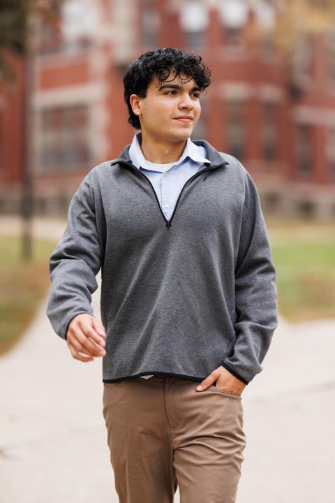 Caleb Marrero '25, UNH McNair Scholar