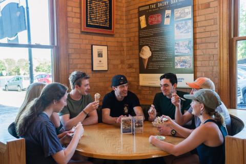 UNH students eating ice cream in the Dairy Bar