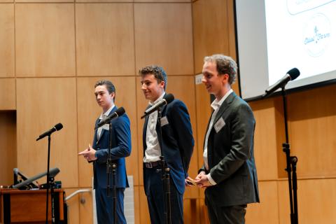UNH students presenting at the Holloway Prize Competition
